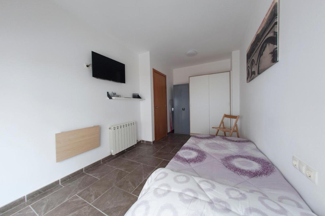 Apartament Bisaura De Ter Sant Quirze De Besora Exteriör bild